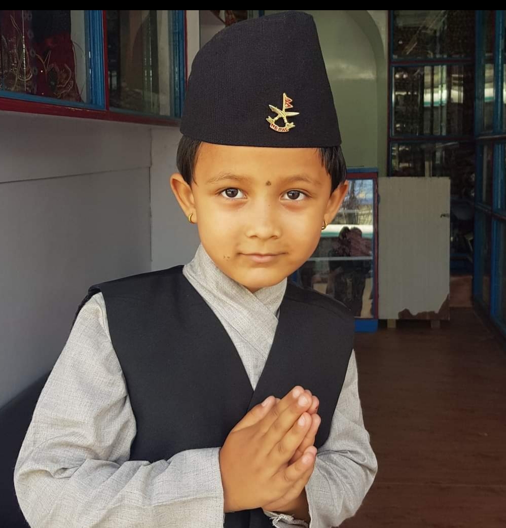 Sajha Daura Suruwal Tatha Dhakatopi Bhandar