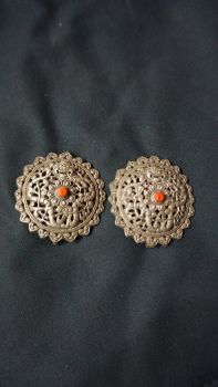 Broach (Bhutan:Koma)
