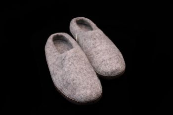 Felt shoes (36-40 size )