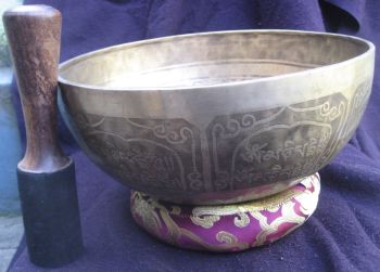 10 inch Master Quality long Vibrating Sound A# Note Tibetan Singing Bowl, Nepal