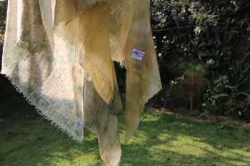 Cashmere Throw | 40x80 | 100% Pure | Printed Design | Hand Knitted | Felted | Soft and Breathable | Warm and Fashionable