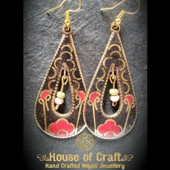 Handmade Stone Filled Brass Oval Cut Water Drop Earring