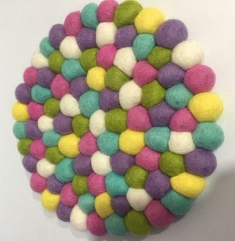 Pure Woolen 20 cm Diameter Multi-Color Felt Ball Rug Carpet Pan Mat