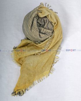 cashmere shawl with reversable color.