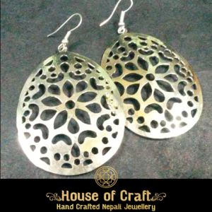 Hand-Made Light Weight White Metal Oval Leaf Design Earring