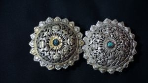 Broach (Bhutan:Koma)
