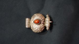 Shrine box (Tib: Gau)