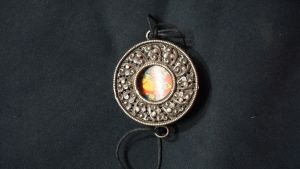 Shrine box (Tib: Gau)