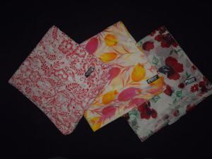 100% cashmere printed stole