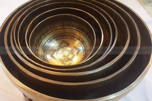 Set of 5 Singing Bowl With Tibetan Design
