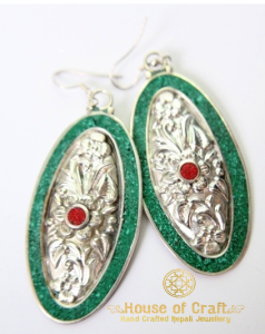 Hand-Made Light Weight White Metal Daicut Oval Earring