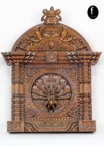 Peacock Window with Cheppu 