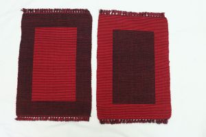 100% Pure Cotton Linen Dining Mat 17" x 12" (Red and Black)