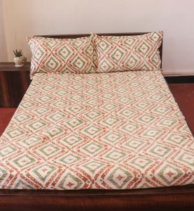 Brown and Orange Spade Bedsheet