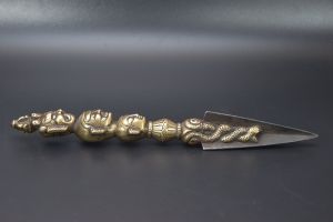 A Rare 3 Head-Faced Tibetan Thunderbolt Buddhist Shaman Khatvanga Amulet Carved Kila Kartika Phurpa Phurwa