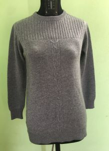 Pure Cashmere ladies long sweater with cable and rib Hand Made in Nepal